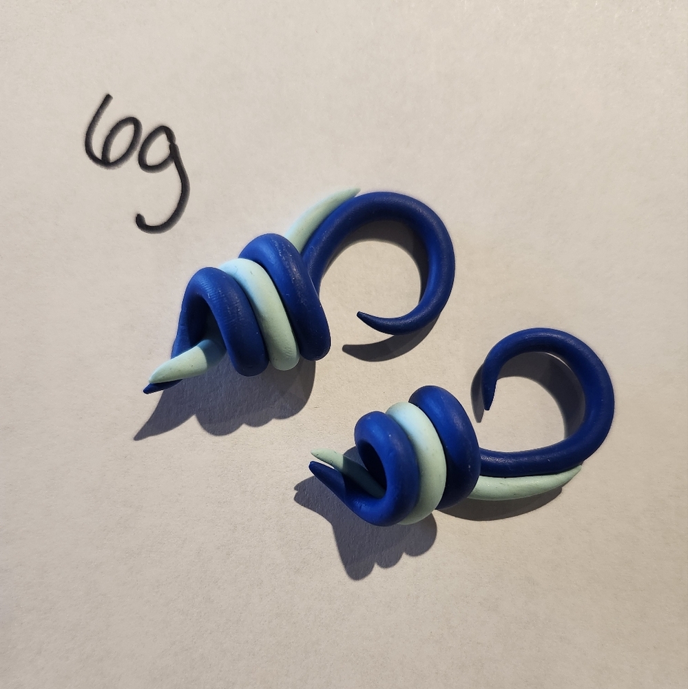 Blue and Light Blue Spiral Gauges,  6g
